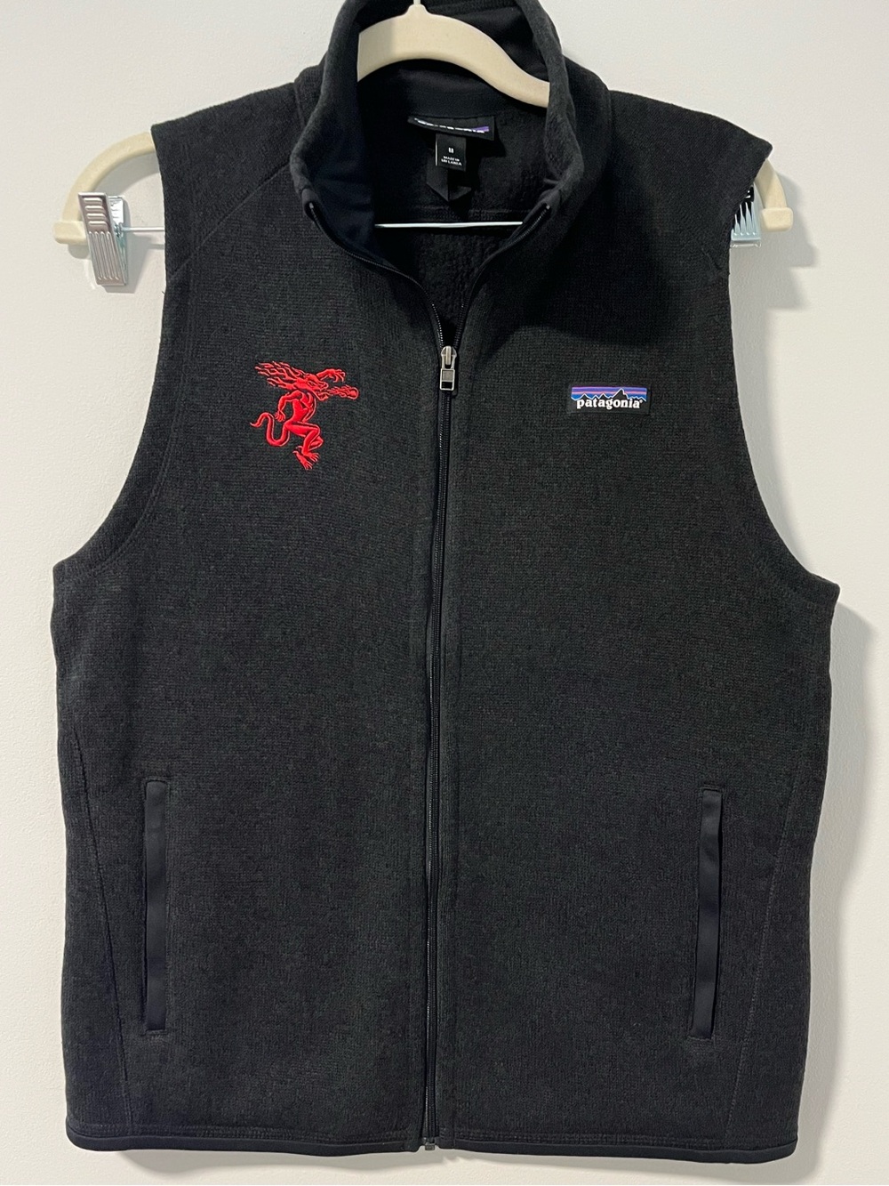 Patagonia Black Fleece Vest with Embroidered Logo NWOT